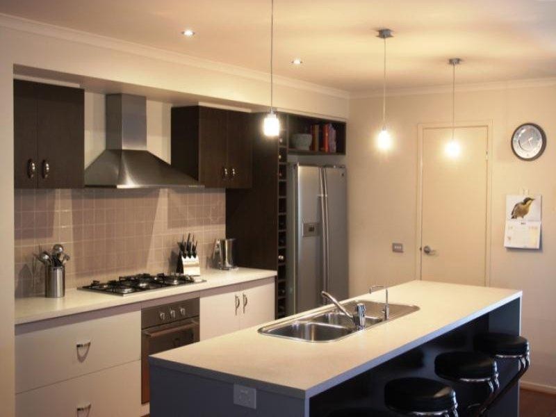 5 Castawellan St, Lyndhurst VIC 3975