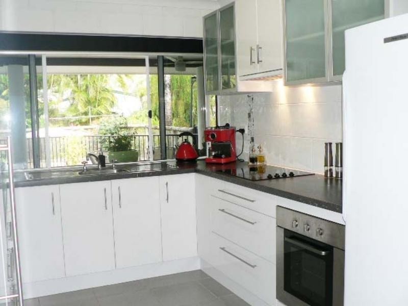 41 Howitson Dr, Balgal Beach QLD 4816