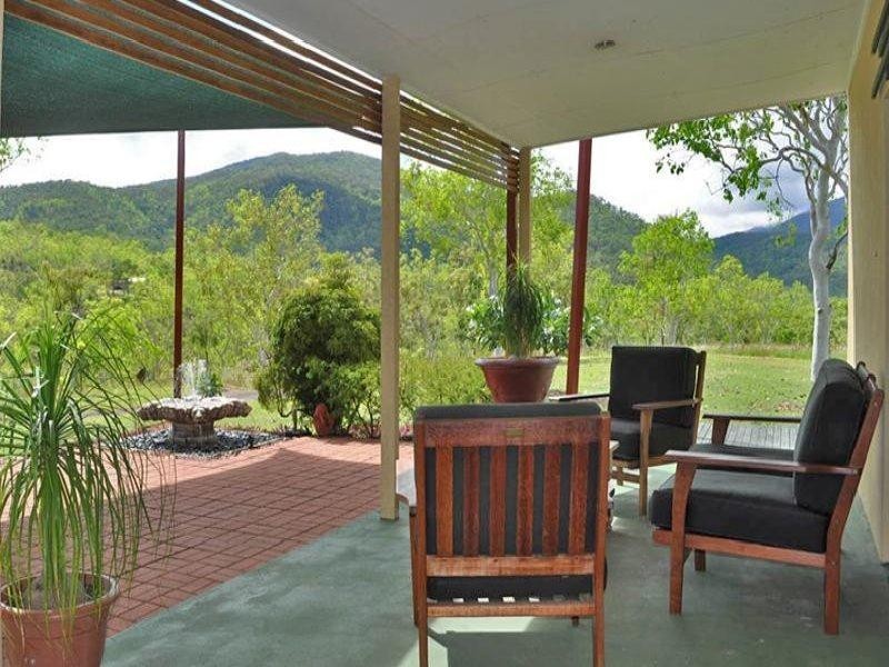 4 Hancock Road, Alligator Creek QLD 4816
