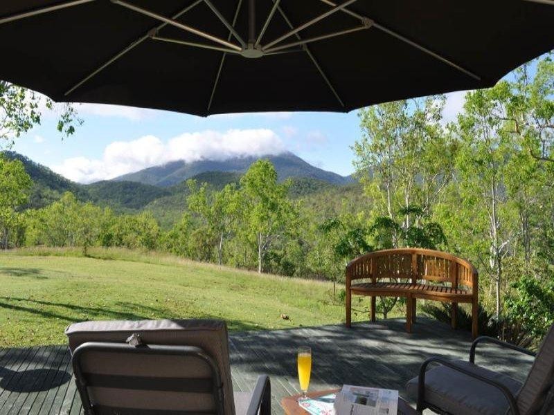 4 Hancock Road, Alligator Creek QLD 4816