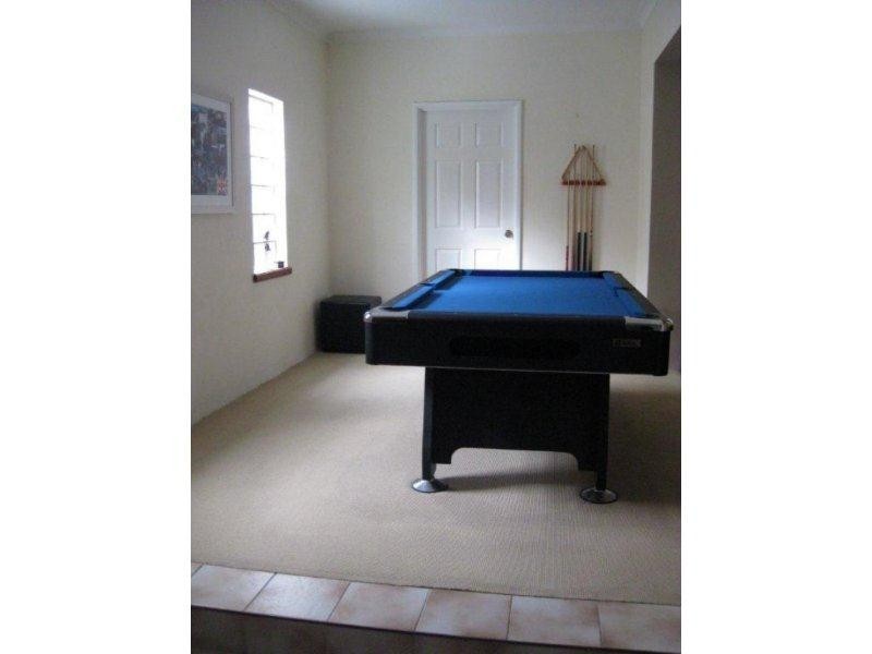 27 Latham St, Alfred Cove WA 6154