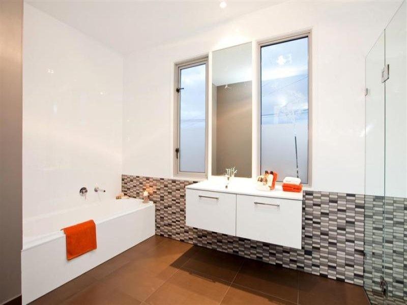 1A Graham St, Glanville SA 5015