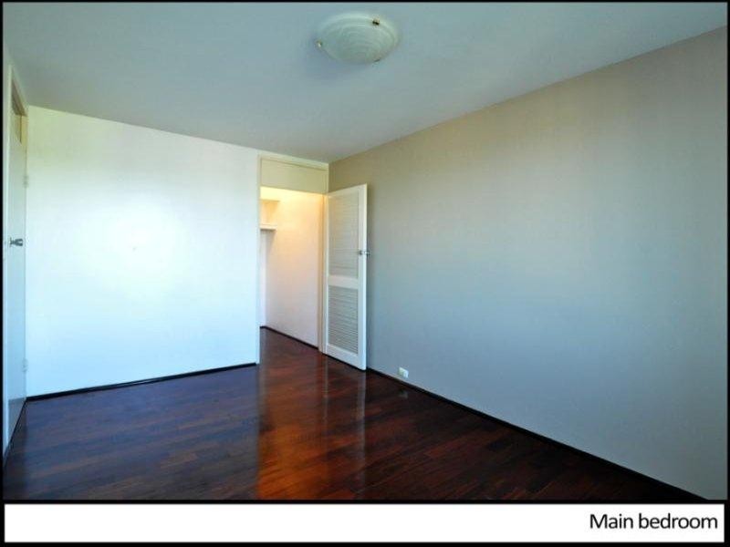 40/16 Leeder St, Glendalough WA 6016