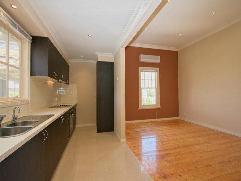 10 Davis Ave, Nhill VIC 3418