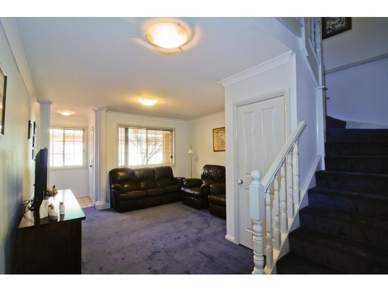 2/40 Windermere Ave, Northmead NSW 2152