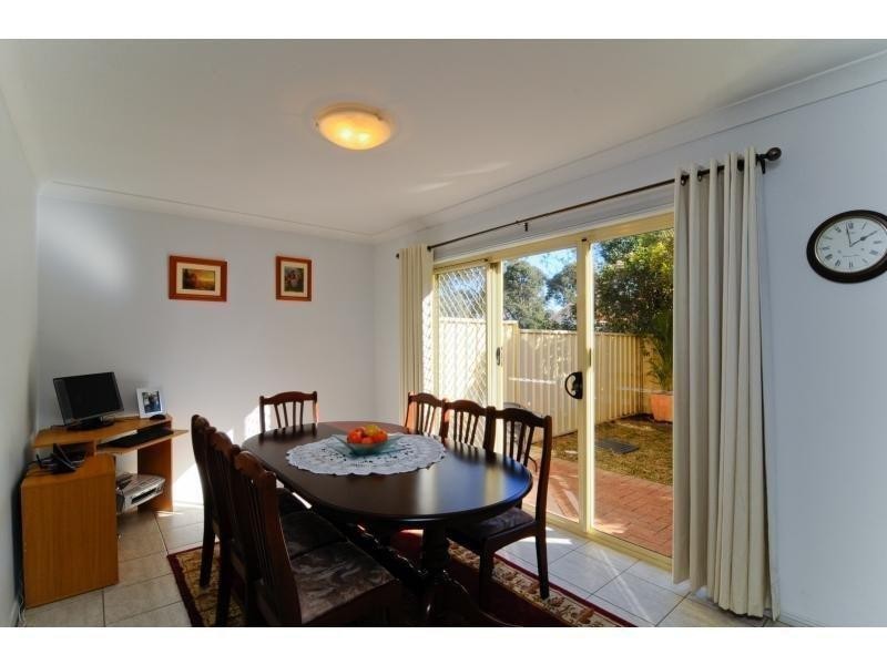2/40 Windermere Ave, Northmead NSW 2152