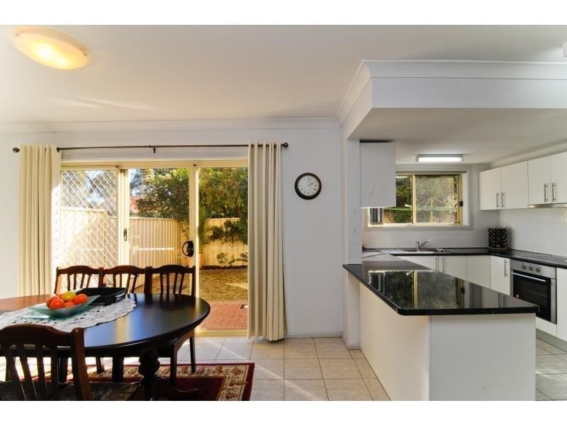 2/40 Windermere Ave, Northmead NSW 2152