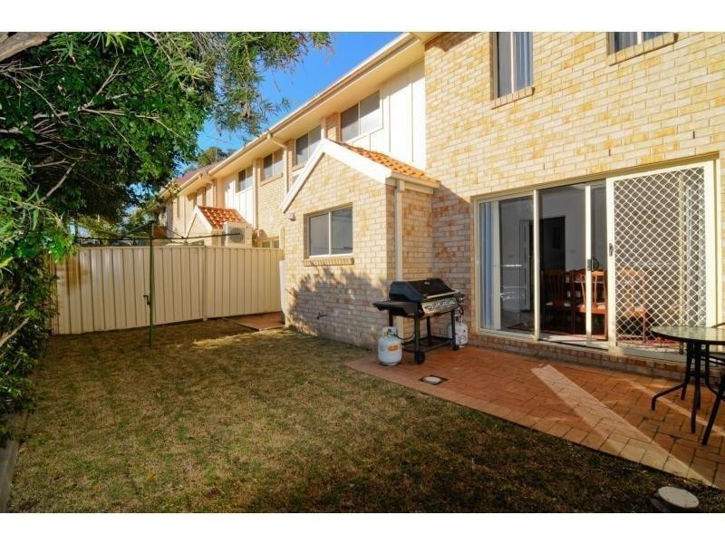 2/40 Windermere Ave, Northmead NSW 2152