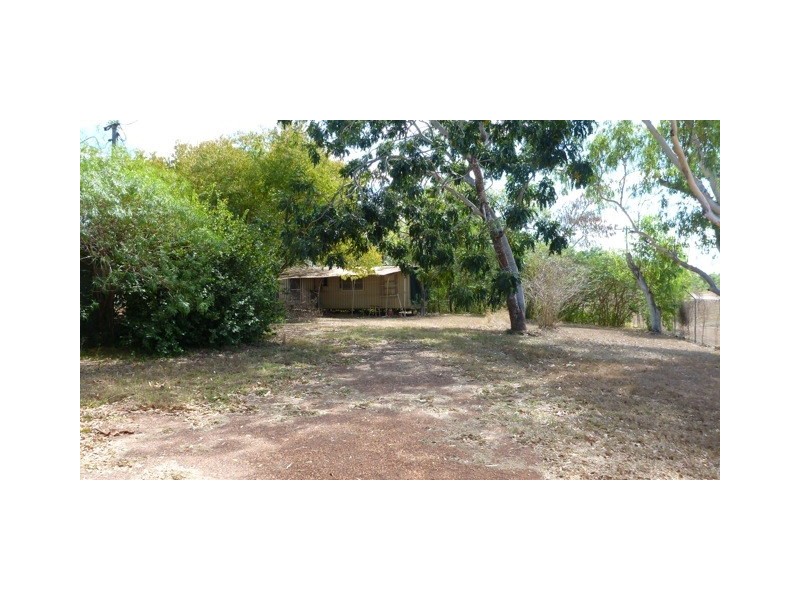 Borroloola NT 0854