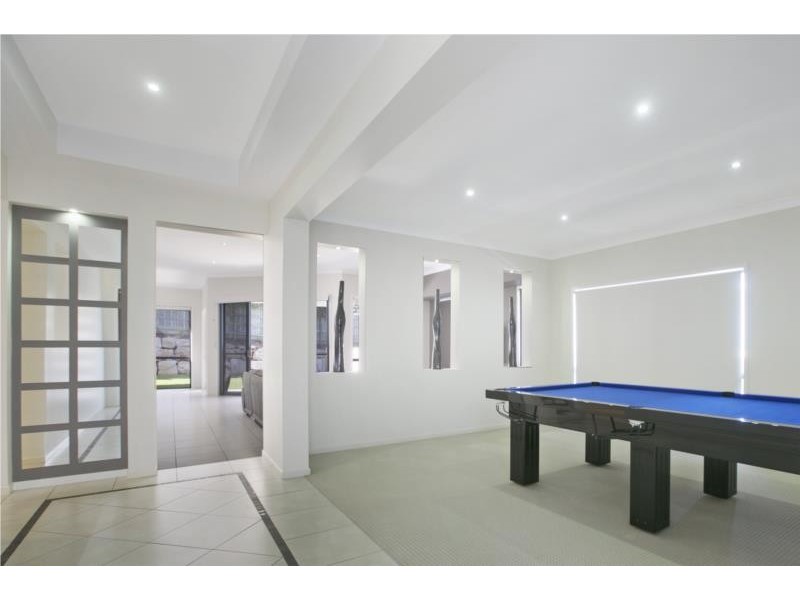 27 Aquila Street, Redland Bay QLD 4165