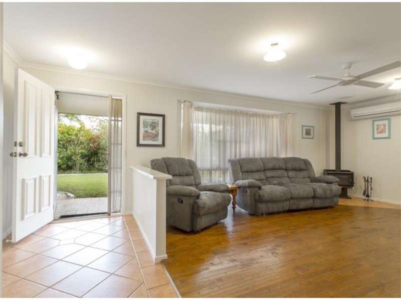 93 Rue Montaigne, Petrie QLD 4502