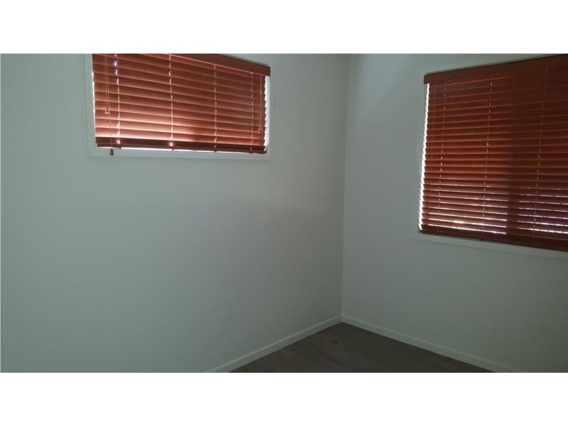 18 Mark Street, Morayfield QLD 4506