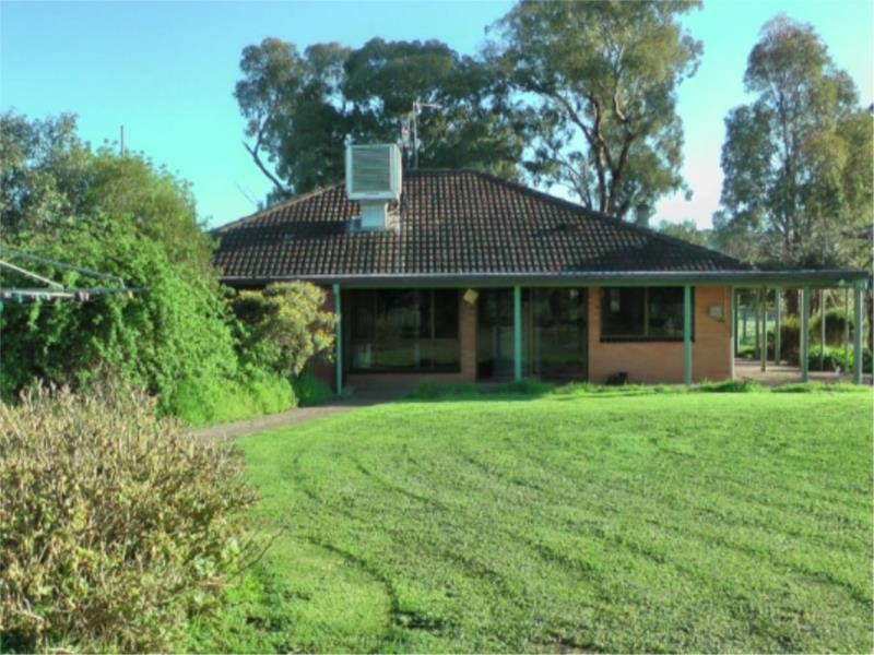 240 Cassidys Road, Murchison VIC 3610