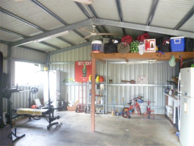 5 Violet Street, Mooroobool QLD 4870