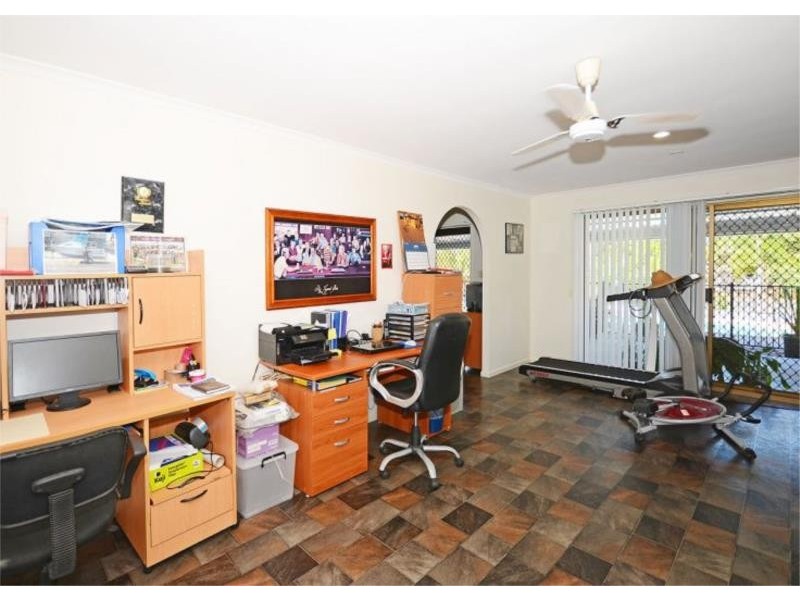 68 Oslove Drive, Booral QLD 4655