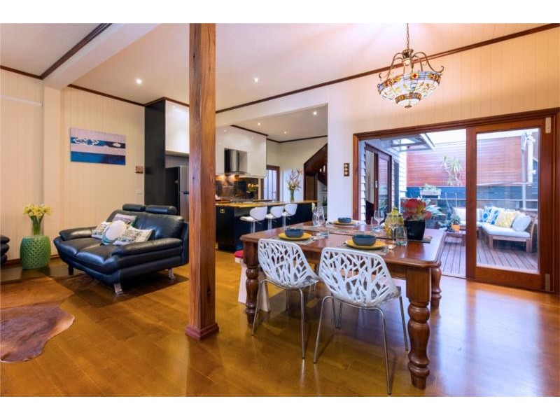 25 Mannion Street, Red Hill QLD 4059