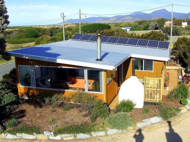 6 Dune Street, Scamander TAS 7215