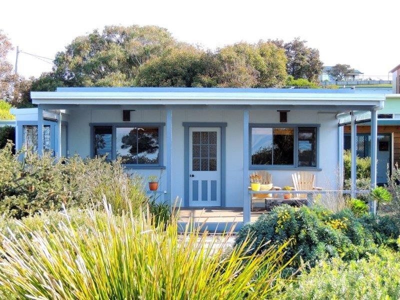 6 Dune Street, Scamander TAS 7215