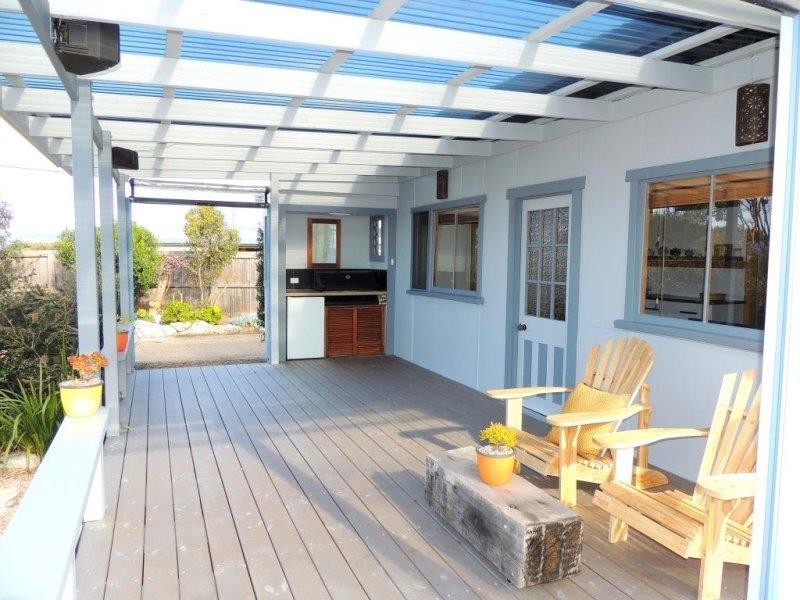6 Dune Street, Scamander TAS 7215