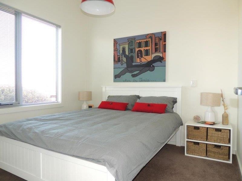 6 Dune Street, Scamander TAS 7215