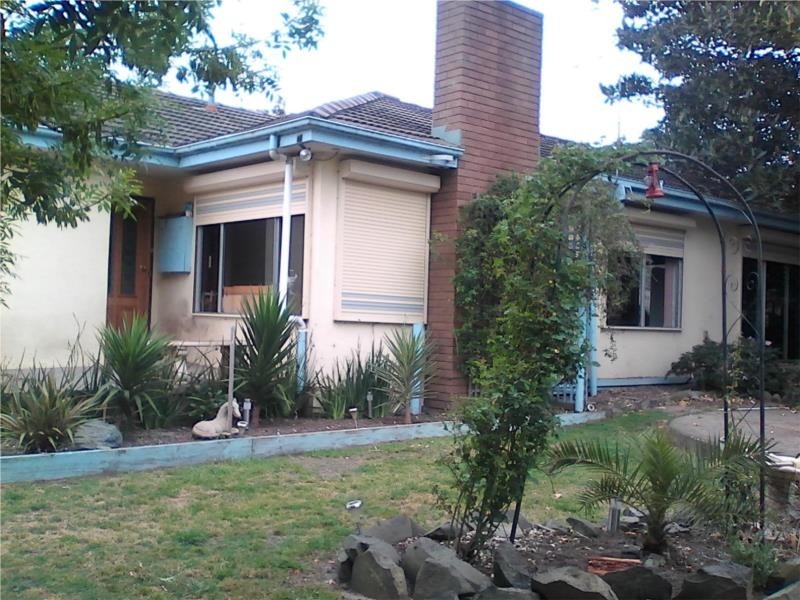 17 Joyces Lane, Woodside VIC 3874