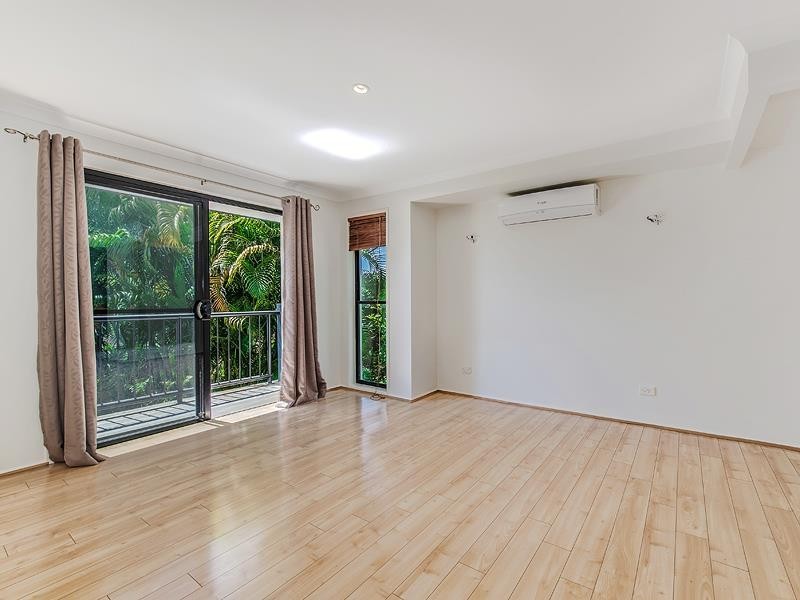 11 Castaways Court, Castaways Beach QLD 4567