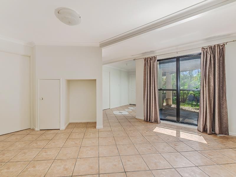 11 Castaways Court, Castaways Beach QLD 4567