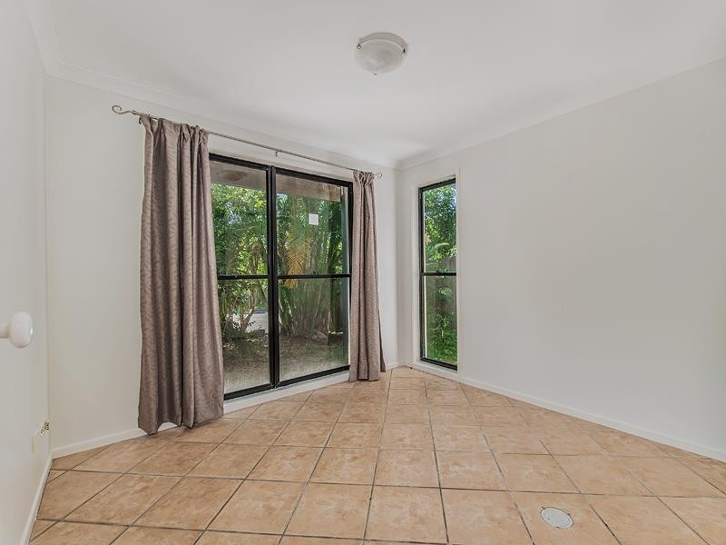 11 Castaways Court, Castaways Beach QLD 4567