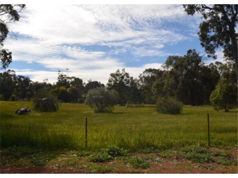 6 McLarty Street, Bridgetown WA 6255