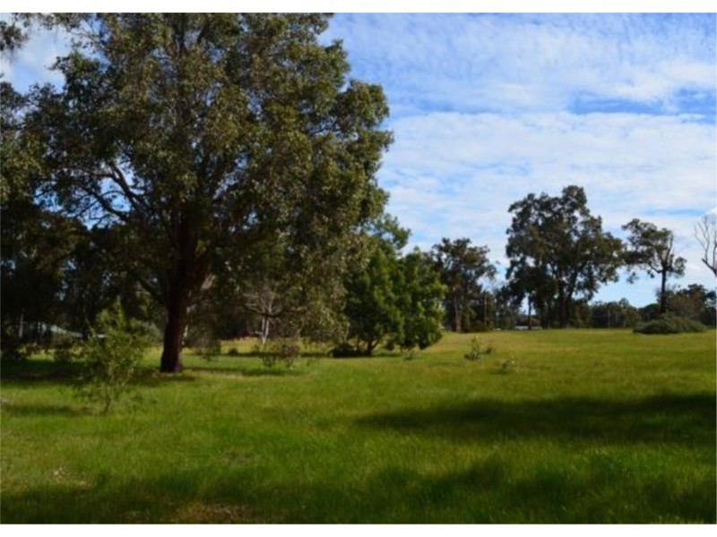 6 McLarty Street, Bridgetown WA 6255