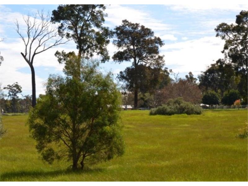 6 McLarty Street, Bridgetown WA 6255