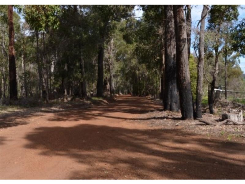 6 McLarty Street, Bridgetown WA 6255