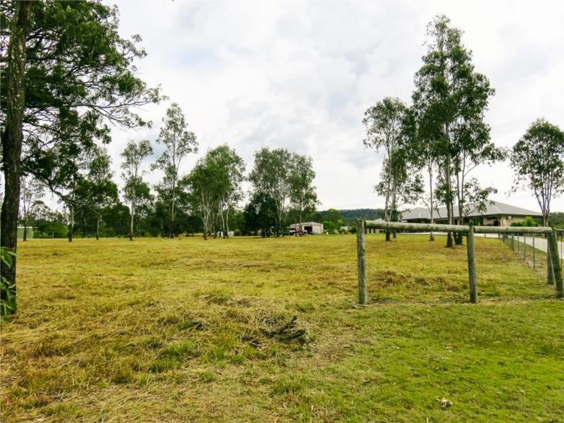 21R Faulkners Road, Thagoona QLD 4306