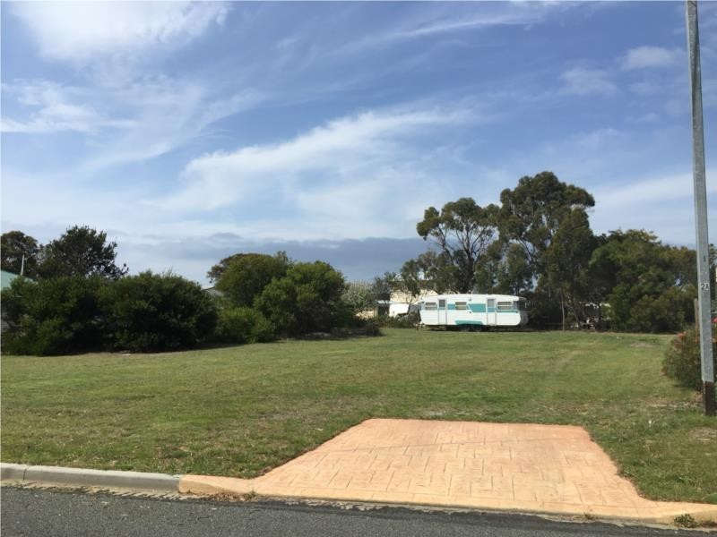 5 Barnett Close, Binalong Bay TAS 7216