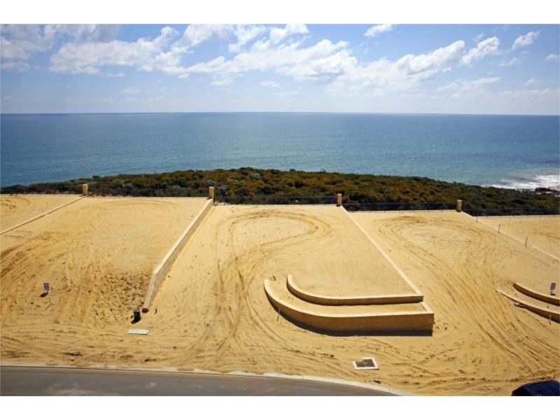 68 Torwoood Edge, Halls Head WA 6210