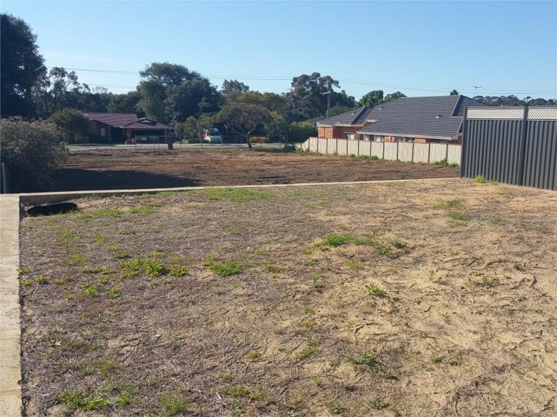 32 Scales Way, Spearwood WA 6163