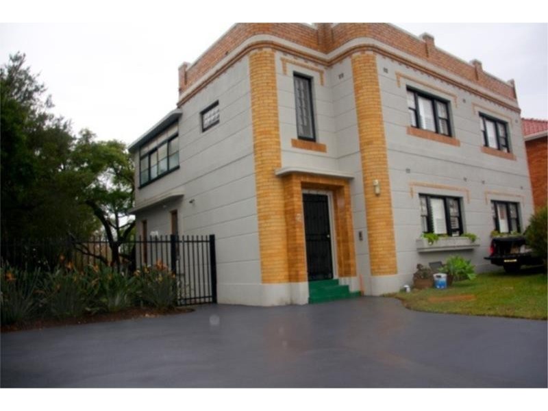 2 Swan Street, Woolooware NSW 2230