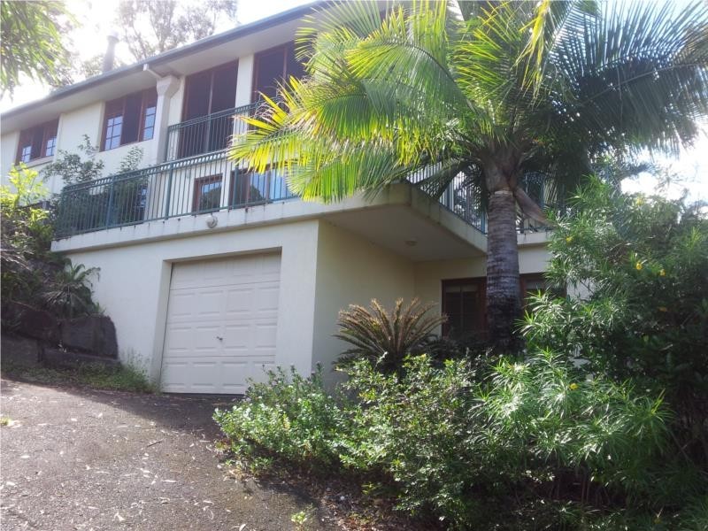 42 Reed Street, Ashmore QLD 4214