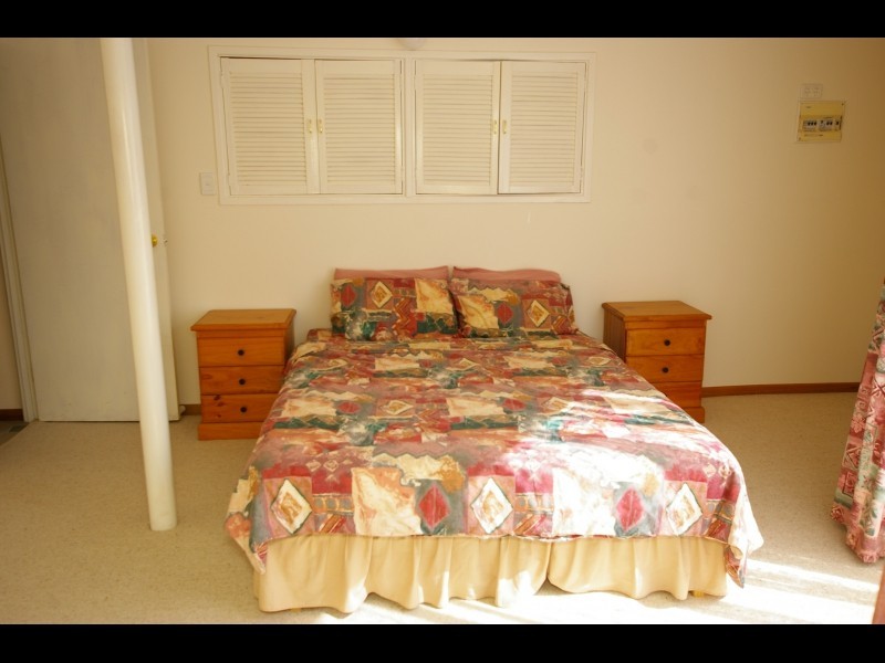 11 Sherborne Place, Chapel Hill QLD 4069
