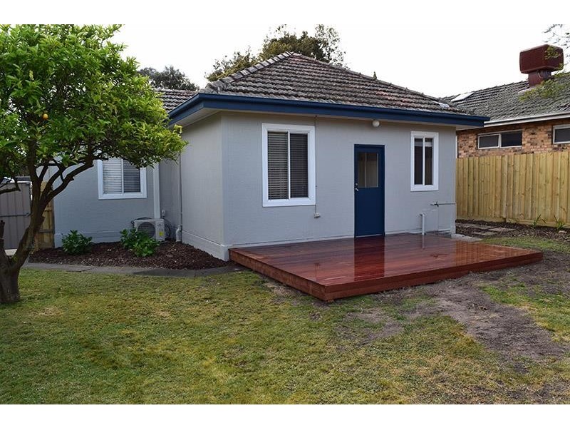 556 Bluff Road, Hampton VIC 3188