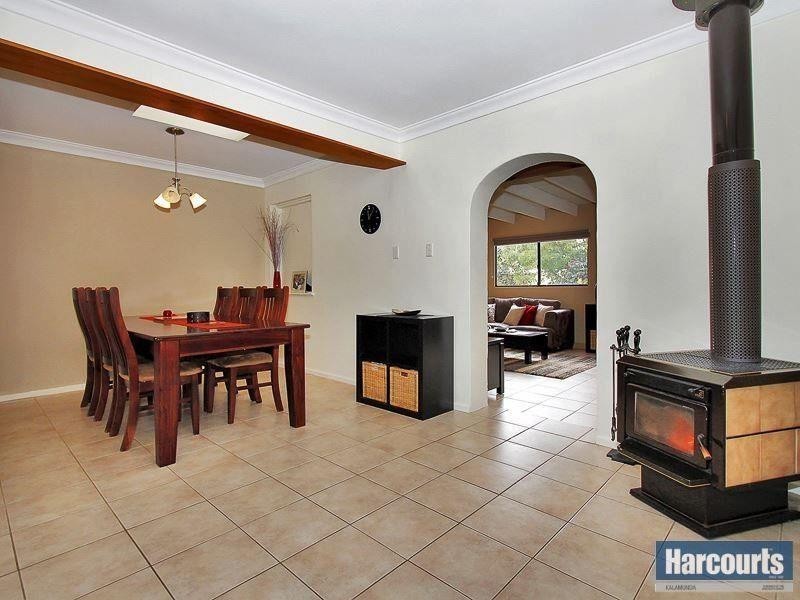 99 Canning Road, Lesmurdie WA 6076