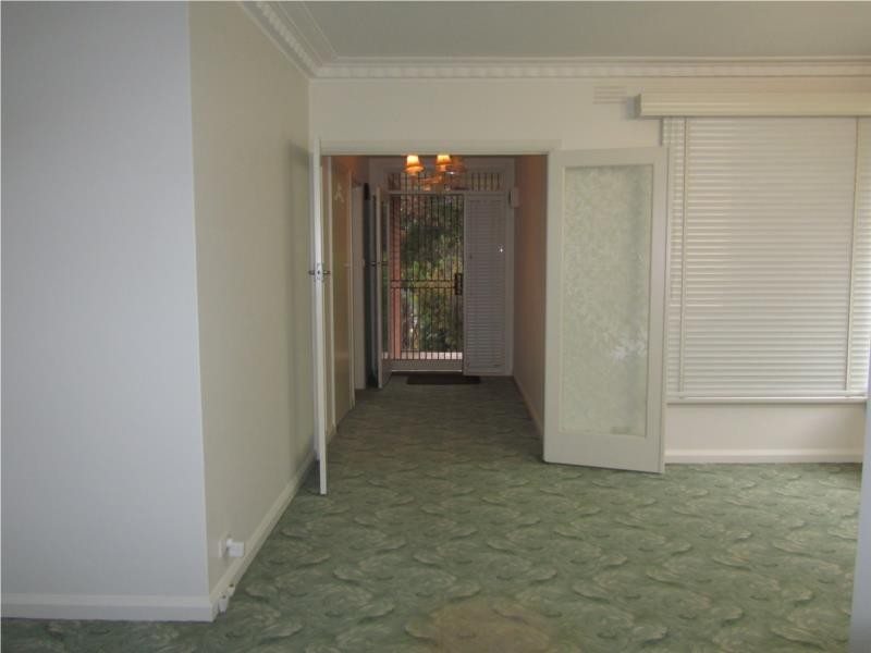 1 Julie Court, Ashwood VIC 3147