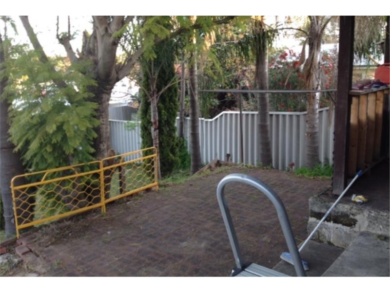 5 Kitchener Avenue, Bayswater WA 6053