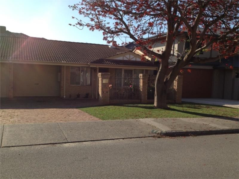 7A McDonald Road, Applecross WA 6153