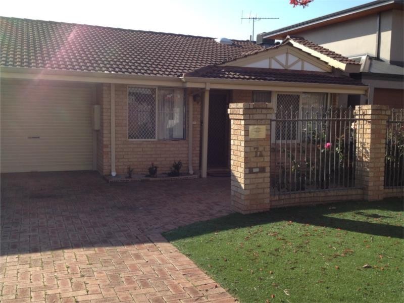 7A McDonald Road, Applecross WA 6153