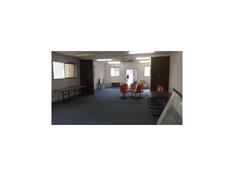 92-94 Warne Street, Wellington NSW 2820