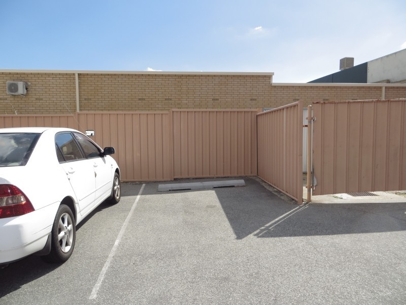 502 Marmion Street, Booragoon WA 6154