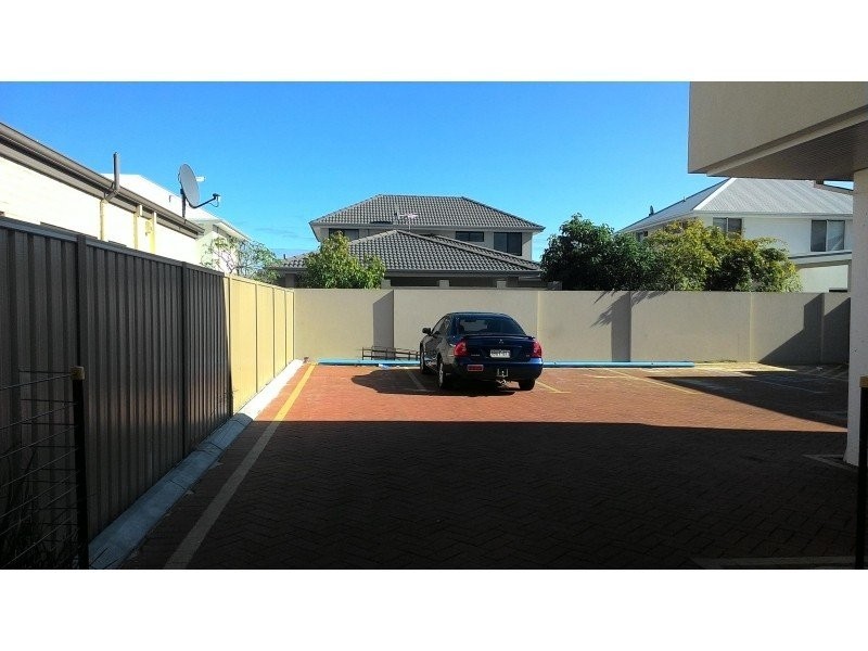 1B Katoomba Place, Belmont WA 6104