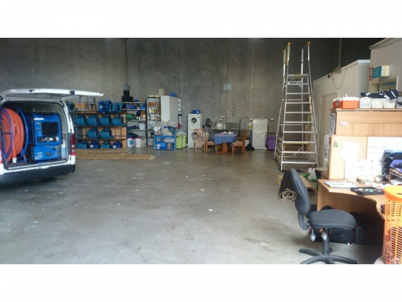 17 Premier Circuit, Warana QLD 4575