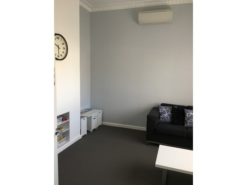 17 Deakin Street, Traralgon VIC 3844